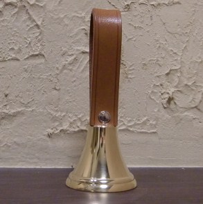 介護用の呼び鈴茶革の写真