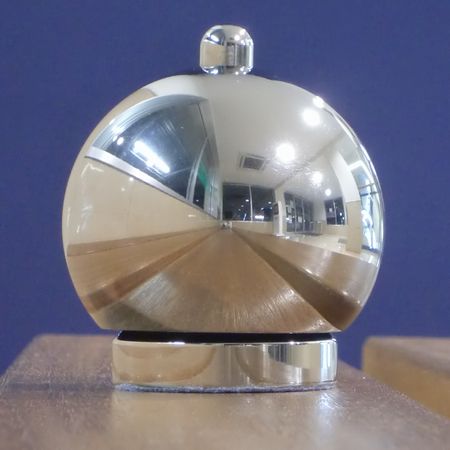 最高級カウンターベルの写真